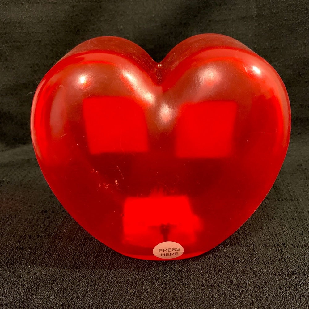 RARE 5 1/2” Target Light Up Tabletop Heart Light NEW